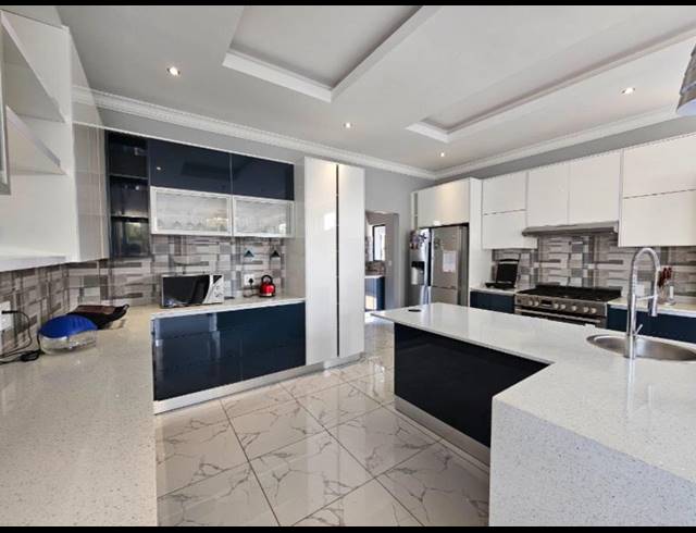 5 BEDROOM HOUSE FOR SALE IN MIDSTREAM RIDGE